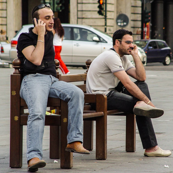 Za mobil platíme nejvíce z EU. Kde se mobilní služby vyplatí nejvíc?
