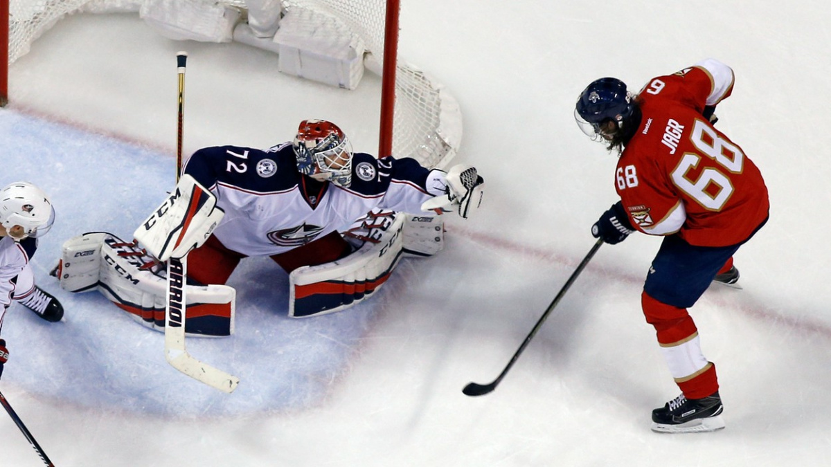 Jágr odmítl krásné góly a skóroval. Mrázek čaroval