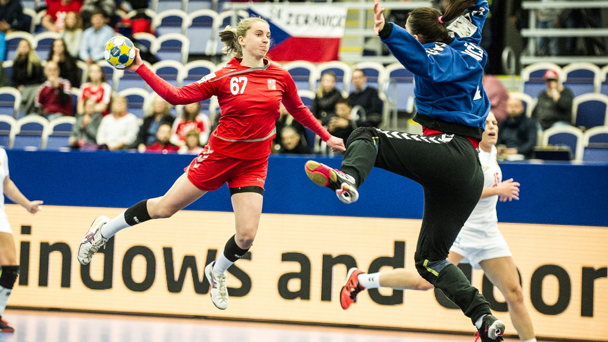 Házenkářky sahaly po postupu, s Černou horou prohrály smolně o gól