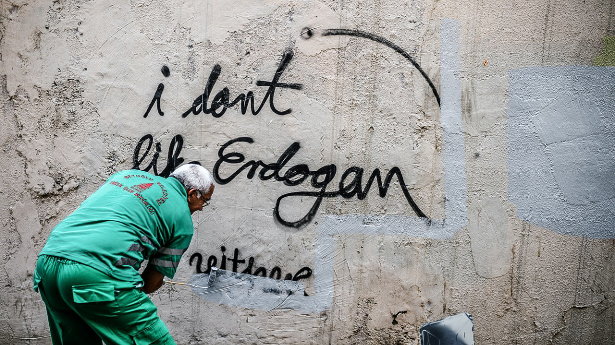 Média v majetku provládních byznysmenů, inzerce jen pro vyvolené, novináři pod tlakem