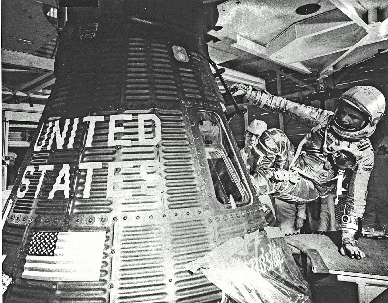 Zemřel John Glenn, první Američan, který obletěl Zemi
