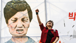 Skandál s důvěrnicí zlomil prezidentce vaz. Parlament ji sesadil