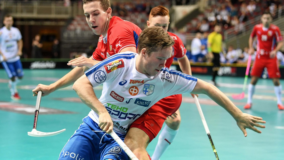 Gól 7 vteřin před koncem poslal Čechy do kolen a Finy do finále