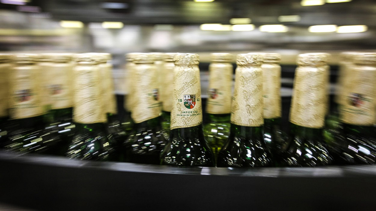 Plzeňské pivo bude patřit Japoncům. Prazdroj koupili za téměř 200 miliard