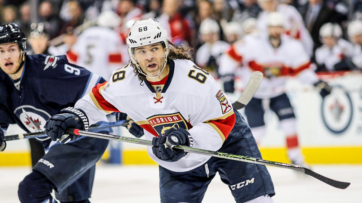 Jágrovi díky asistenci schází už jen tři body! Krejčí se trefil podruhé v řadě