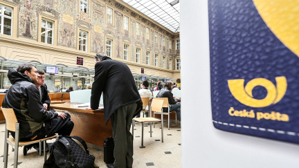 Komentář: Poštovský panáček nejede. Stávkuje