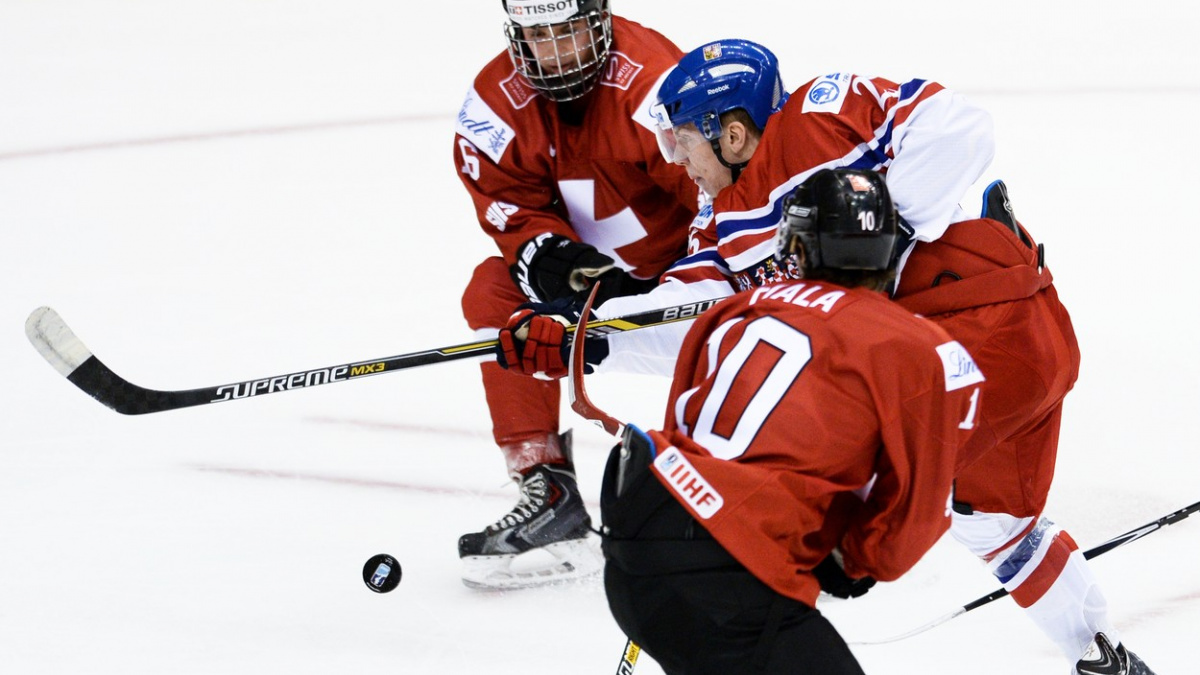Euforii vystřídalo zklamání. Dvacítka nestačila na Švýcary
