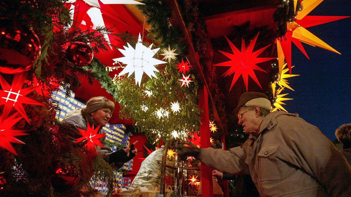 Vánoční hvězda z Čech, která svítí v USA i Himálaji. Světu ji dali Moravští bratři