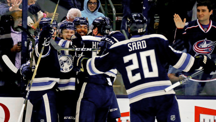 Columbus dál kosí soupeře a míří ze rekordem, Palát potvrdil formu gólem