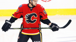 Frolík chytil gólovou slinu. A NHL zažila české bodovací žně