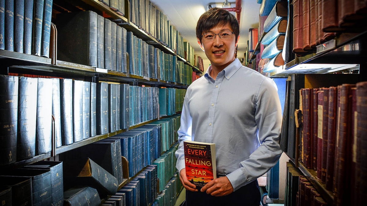 Přepych a bída v zemi odříznuté od světa. Podivuhodný příběh muže z KLDR