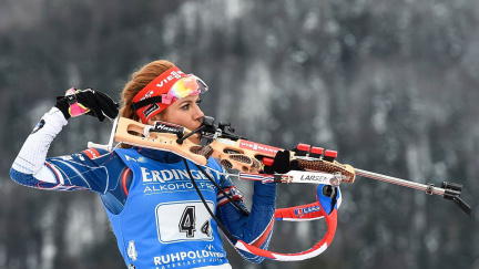 Koukalová dál září. V Ruhpoldingu nestačila jen na Mäkäräinenovou