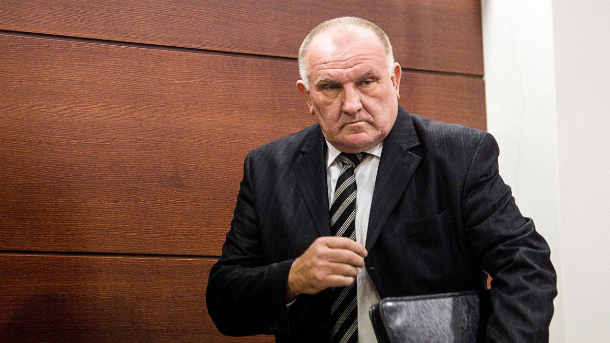 Nezákonné odposlechy. Jak inspekce díky nim zatočila s bývalým policejním šéfem z Liberce