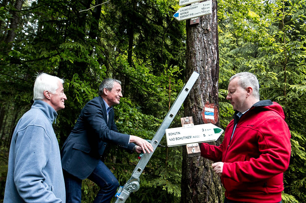 Na ekologii se utratilo přes devět miliard zbytečně, tvrdí NKÚ. Brabcův resort se brání