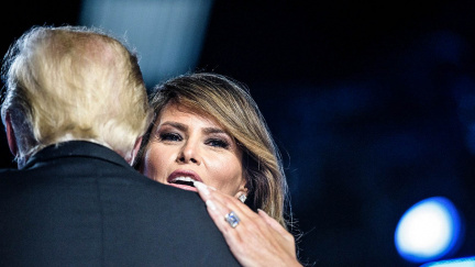 Zachraňte Melanii Trumpovou!