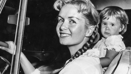 Alkohol, drogy, psychické problémy: Pohnutý vztah slavné matky s ještě slavnější dcerou