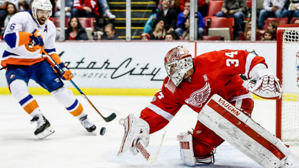 Mrázek čtyřikrát inkasoval, přesto slavil výhru. Zachův gól stačil jen na bod