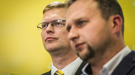 Komentář: Předvolební nervák: Koalice lidovců a starostů jako hazard