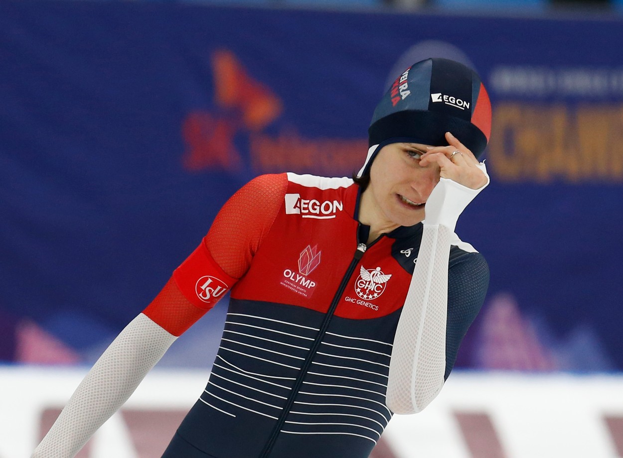 Neuvěřitelná Sáblíková je mistryní světa na pětce. Už podeváté