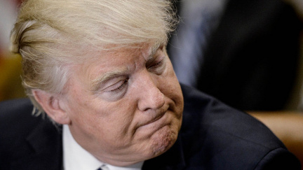 Trumpovi lidé byli během kampaně ve styku s ruskými agenty, napsal americký list