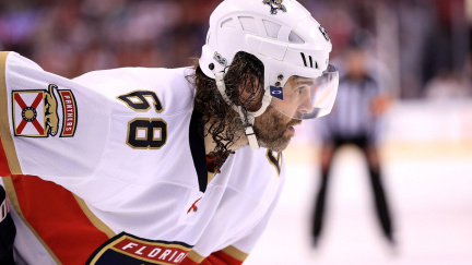 Jágr si k narozeninám nadělil 1900. bod v NHL a výhru Floridy