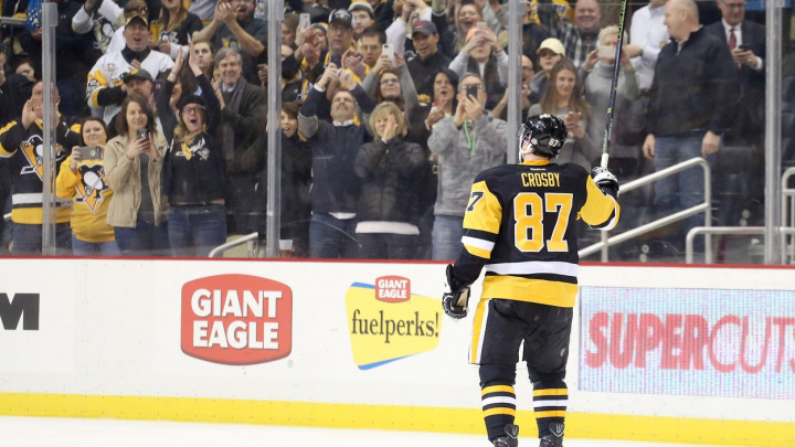 Crosby má tisící bod v NHL, zvládl to rychleji než Jágr. Gudasův gól na výhru Philadelphie nestačil