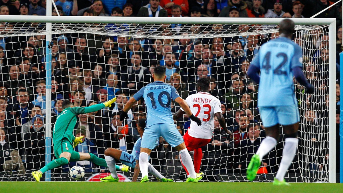 Divoký večer v Lize mistrů! Ve dvou zápasech padlo 14 gólů, City předvedlo ukázkový obrat