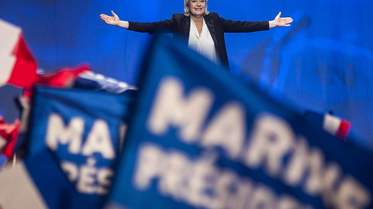 Kolonizace jako zločin proti lidskosti aneb Drama předvolební Francie