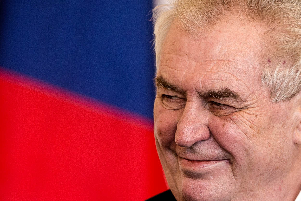 Komentář: Čím se zaskvěl Miloš Zeman a proč ho (ne)volit podruhé