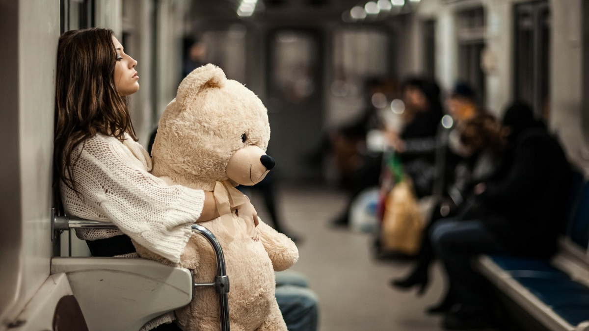 Proč se nedokážeme vzdát plyšáků ani v dospělém věku?