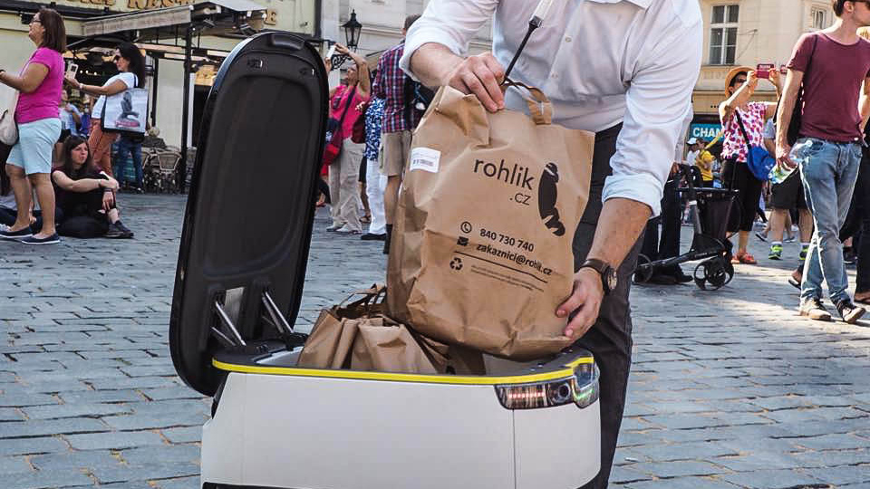 Kauza Rohlík: Šikana státu nebo alibismus podnikatelů, kteří nechtějí platit vyšší mzdy?