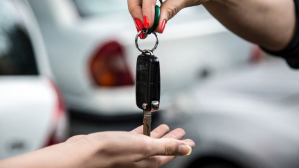 Kupujete si auto z druhé ruky? Poradíme vám, jak na to