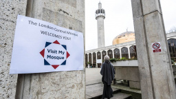 Londýnské kostely ustupují mešitám. Rodí se Londonistán?