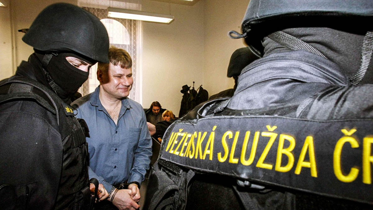 Zeman zvažuje amnestii pro Kajínka. Ještě nedávno tvrdil, že mu ji neudělí