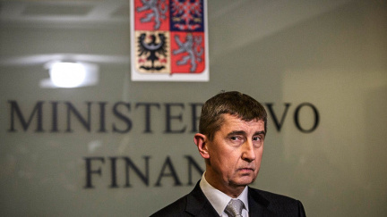 Aktualizováno: Na dluhopisy si posvítí policie. Ať Babiš nefňuká a chová se jako chlap, vzkázal Sobotka