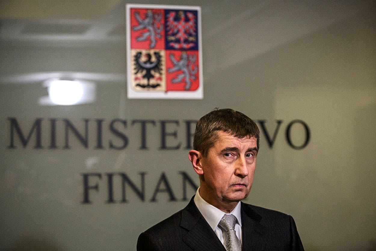 Na dluhopisy si posvítí policie. Ať Babiš nefňuká a chová se jako chlap, vzkázal Sobotka