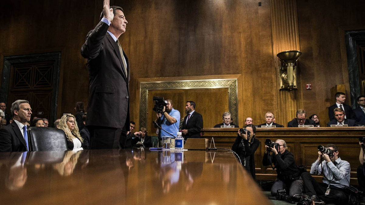 Trump odvolal šéfa FBI, který vyšetřoval vliv Ruska na volby