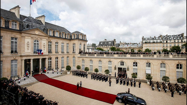 Elysejský palác šel prezidentům většinou na nervy