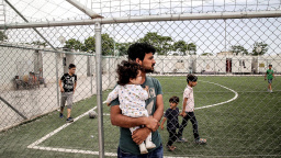 Evropská komise chce přitvrdit vůči zemím, které odmítají migranty