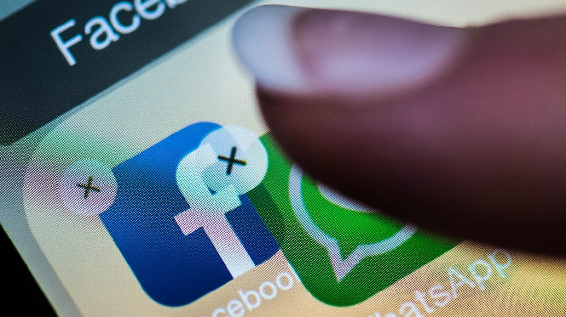 Facebook musí zaplatit skoro tři miliardy. Mlžil při převzetí WhatsAppu