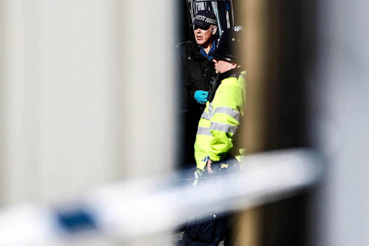 Amatérským útokům v Británii šlo zabránit, říká ruský expert