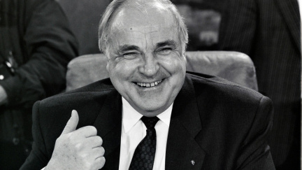 Aktualizováno: Zemřel kancléř sjednotitel a velký Evropan Helmut Kohl