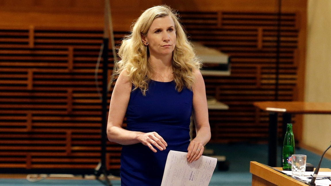 Valachová odchází, Zeman ji o stažení demise nepřesvědčil