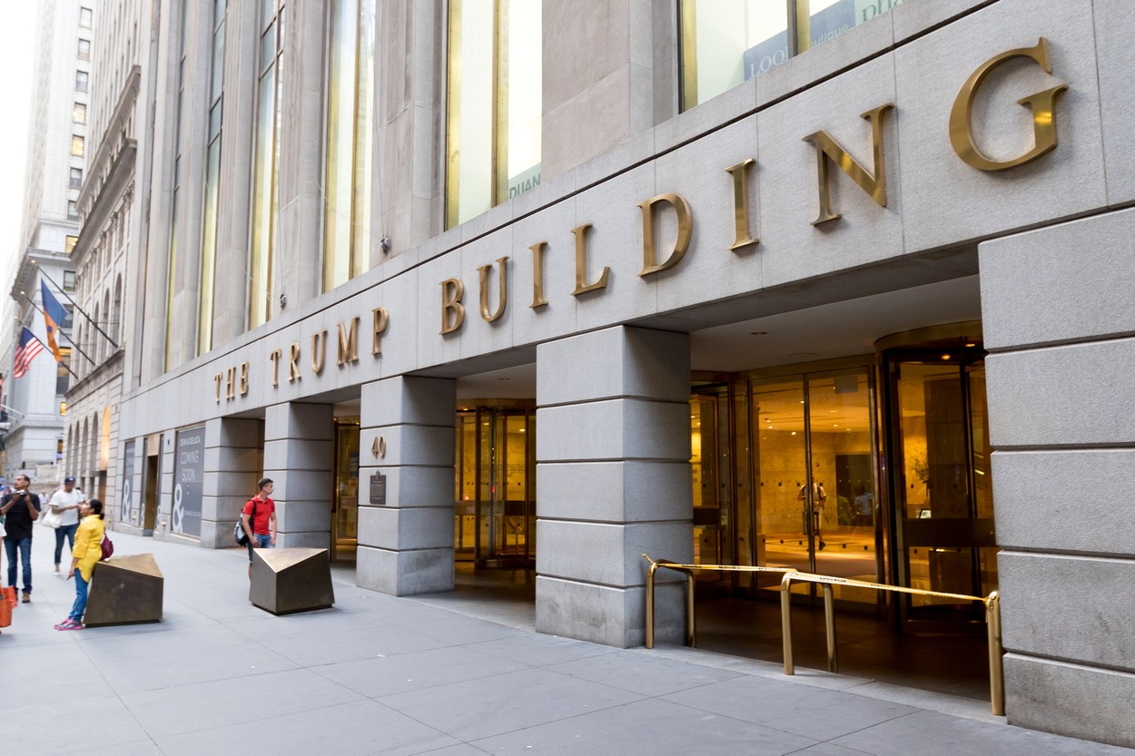 Proruský Aeronet.cz změnil svou adresu. Nově má sídlo v Trumpově mrakodrapu na Wall Street