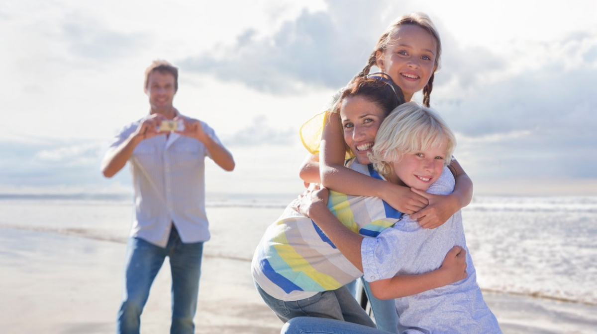 Čím fotit na dovolené? Lidé se spíše ptají, kde vzít na nový fotoaparát peníze