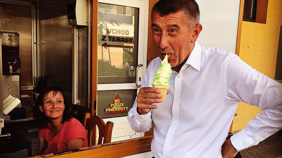 Proč poslanci potřebují prázdniny