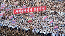 Severokorejci demonstrovali na podporu svého vůdce