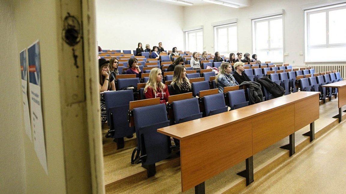 Školy čerpají peníze na rekonstrukce pomalu, ministerstvo nemá přehled, kritizuje NKÚ