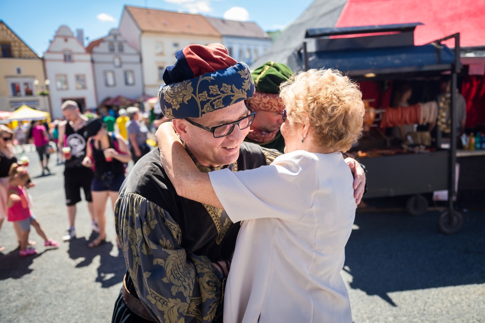 Zaorálek vyhlásil válku levné práci, může ji vyhrát?