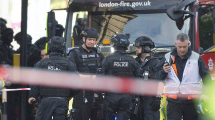 Aktualizováno: Exploze v londýnském metru zranila 22 lidí, policie mluví o terorismu